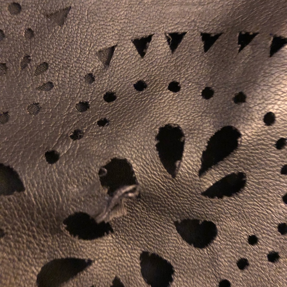 Millau | Black Skirt - Picture 7 of 8